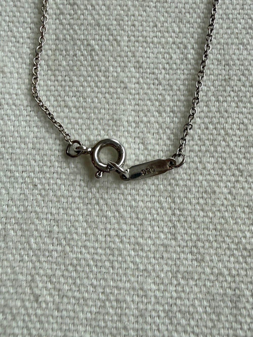 Tiffany & Co. “Return to Tiffany®”
Double Heart Tag Pendant in Silver, Mini - Picture 9 of 9